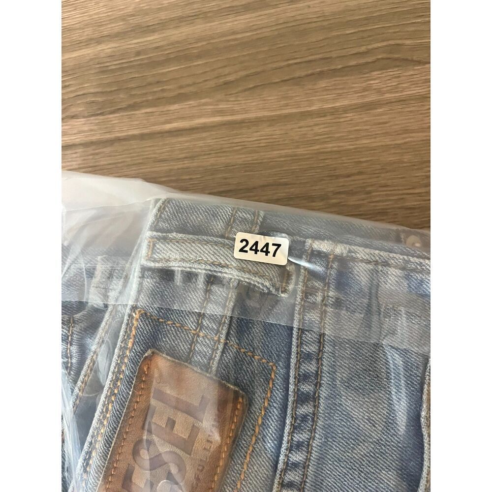 Diesel Buster Blue Denim Jeans Tapered Button Fly Men's 33X32 (35X31) Whisker - Picture 15 of 15